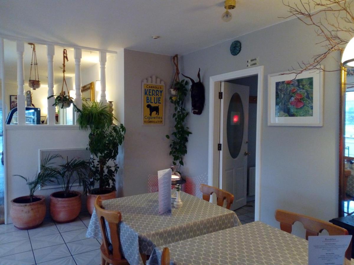 קנמארה The Rose Garden Bed & Breakfast And Cafe מראה חיצוני תמונה