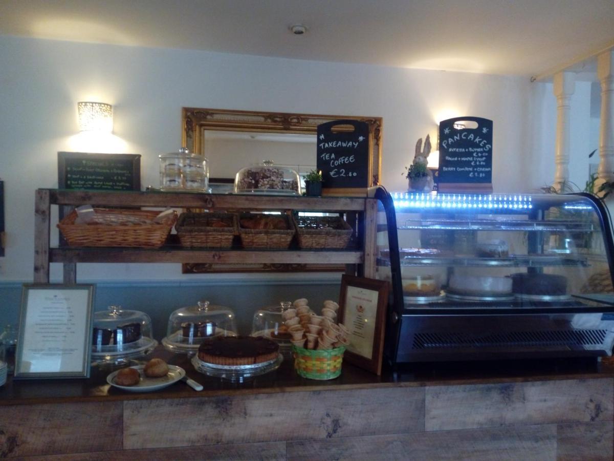 קנמארה The Rose Garden Bed & Breakfast And Cafe מראה חיצוני תמונה